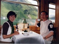 食堂車にて・・・乾杯