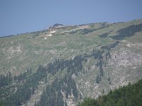 山頂を遠望す