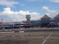 デンパサール空港