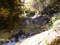 いよいよ渓谷という感じ