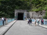 ケーブルカーの駅を目指して