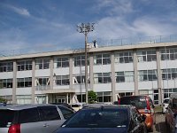 駐車場の人間監視塔・・・指示の適切さの理由