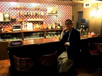 DSC 0304  バーカウンターにて・・・ウィスキーかコーヒーでも飲みたかった。