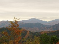 IMG 1530  大山と三ノ塔を遠望