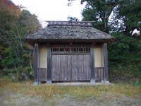 IMG 1686  謎の門？
