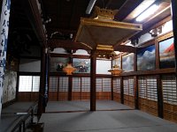 本堂内陣