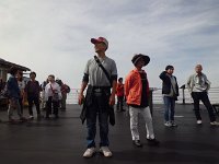 何を見てるの？