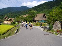 今日はマラソン大会が開催サれていました。それも100ｋｍ走行とか！
