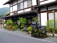 イイ店構えですね～