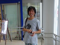若い！
