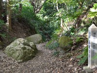 爰が、名越切通