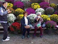 爰でも、土産を手に！