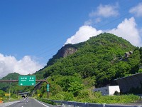昔、城が有ったという岩殿山