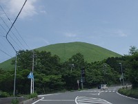 伊豆スカイラインを走って大室山へ到着