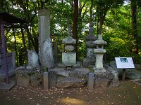 津波慰霊碑・・・何度も彼我に有っていたようです。