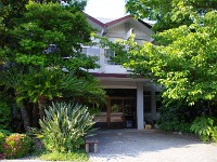 客殿とか・・・モダン？