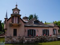 指揮者が隠れています