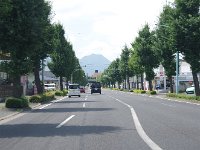 正面に水沢山。前橋の町中より。