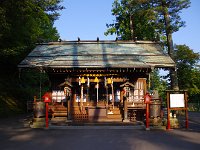 上は神社境内