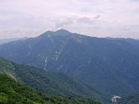朝日岳とか・・・優美な山容
