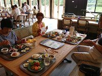 一寸、薄味？　　健康志向とか！