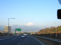 大井松田の富士・・・一寸霞が！