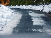 足柄峠へ向かう雪道・・・こんなにも雪が残っていました！