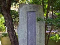 かまくらや、みほとけなれど、釈迦牟尼は、美男におはす、夏木立かな・・・与謝野晶子