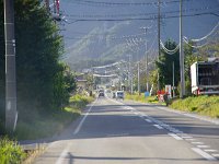 ずっと上りの一本道