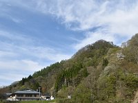 村より