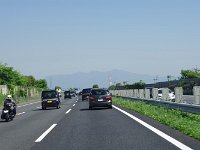 正面に赤城山・・・チョット霞んでます