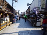 朝早いので、出足はまだまだ！