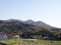 麓より