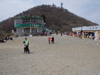 やっと、中間点
