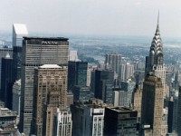 panamビル・・・当時、航空会社と言えばパンナム。と、クライスラービル。