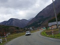 良く住んでいますね、こんな僻地に