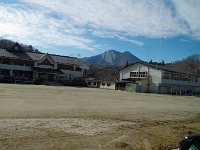 立派すぎる湯本小学校