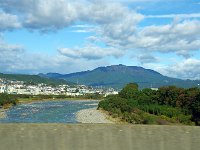渋川で利根川を渡る