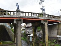 谷川の街