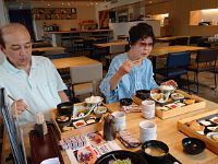遅めのランチ？・早めの夕食？