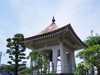 変わった鐘楼ですね