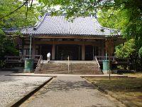 本堂・・・紋所は鶴丸！