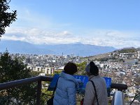 正面に北岳がみえるはずです