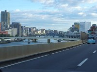 隅田川・・・周りはビルだらけ！