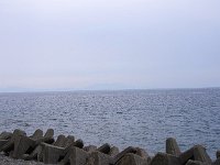 かすかに見える山影・・・わかる？