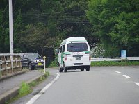 バスです・・・港まで一緒でした。