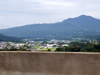 沼田の町並みと子持山