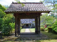 赤門と本堂
