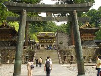 陽明門が正面に