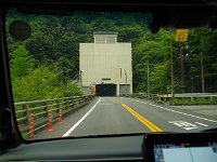 トンネルを抜ければ・・・